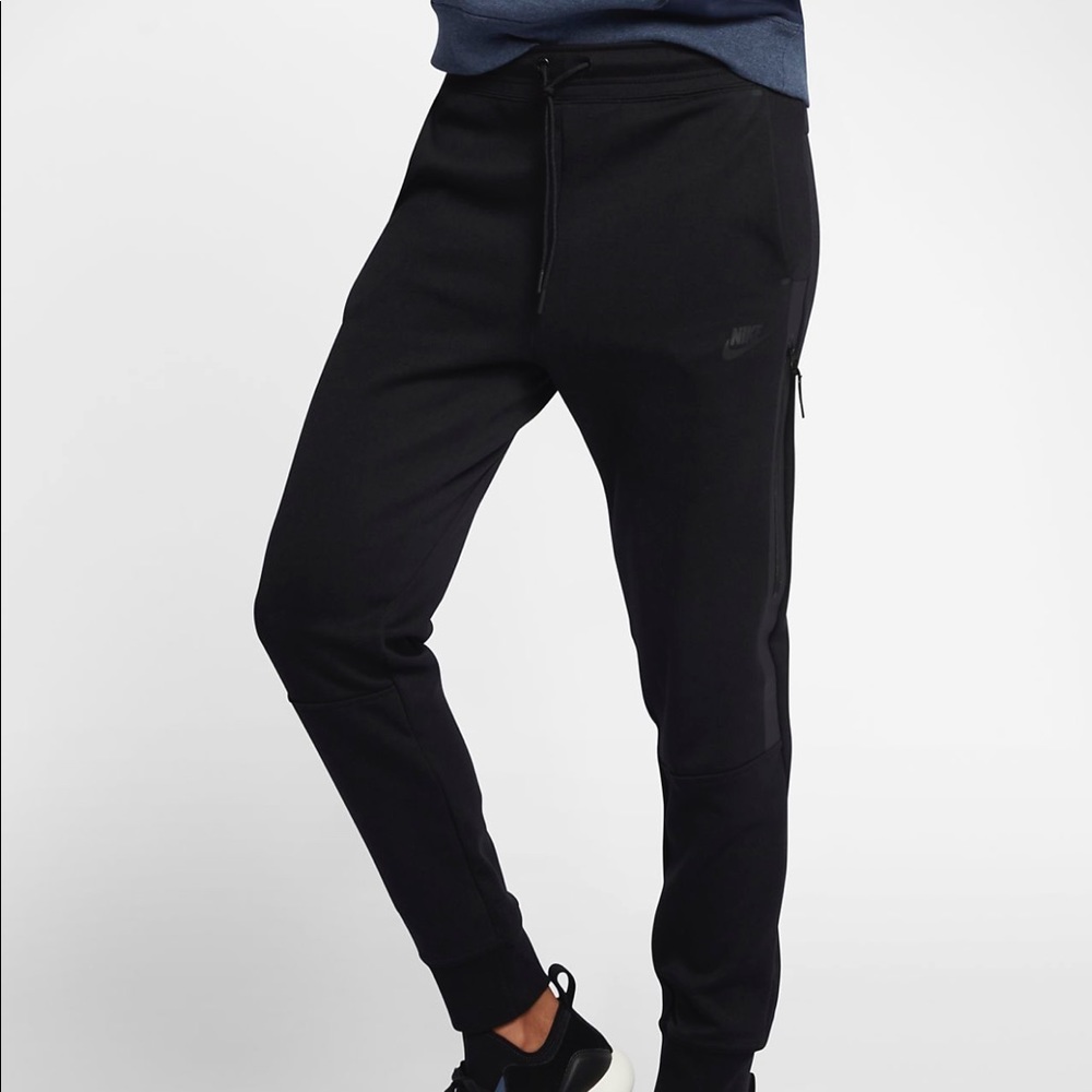 Women's Nike tech fleece jogger